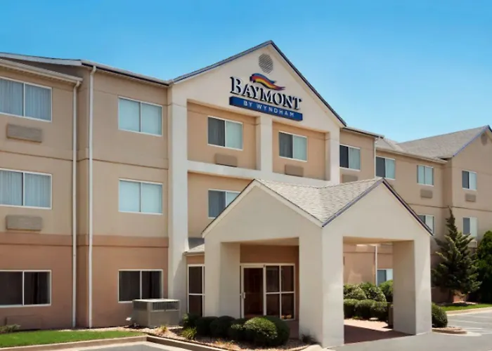 Hotel Baymont By Wyndham Tulsa